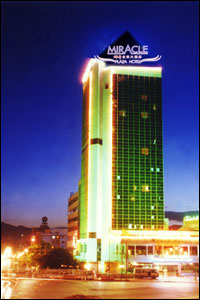 神奇金筑大酒店